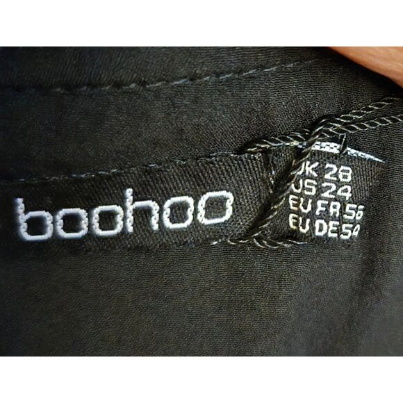 BooHoo Black Wide Leg Ruffle Strap Lightweight Jumpsuit Size 24 EUC - Picture 9 of 10